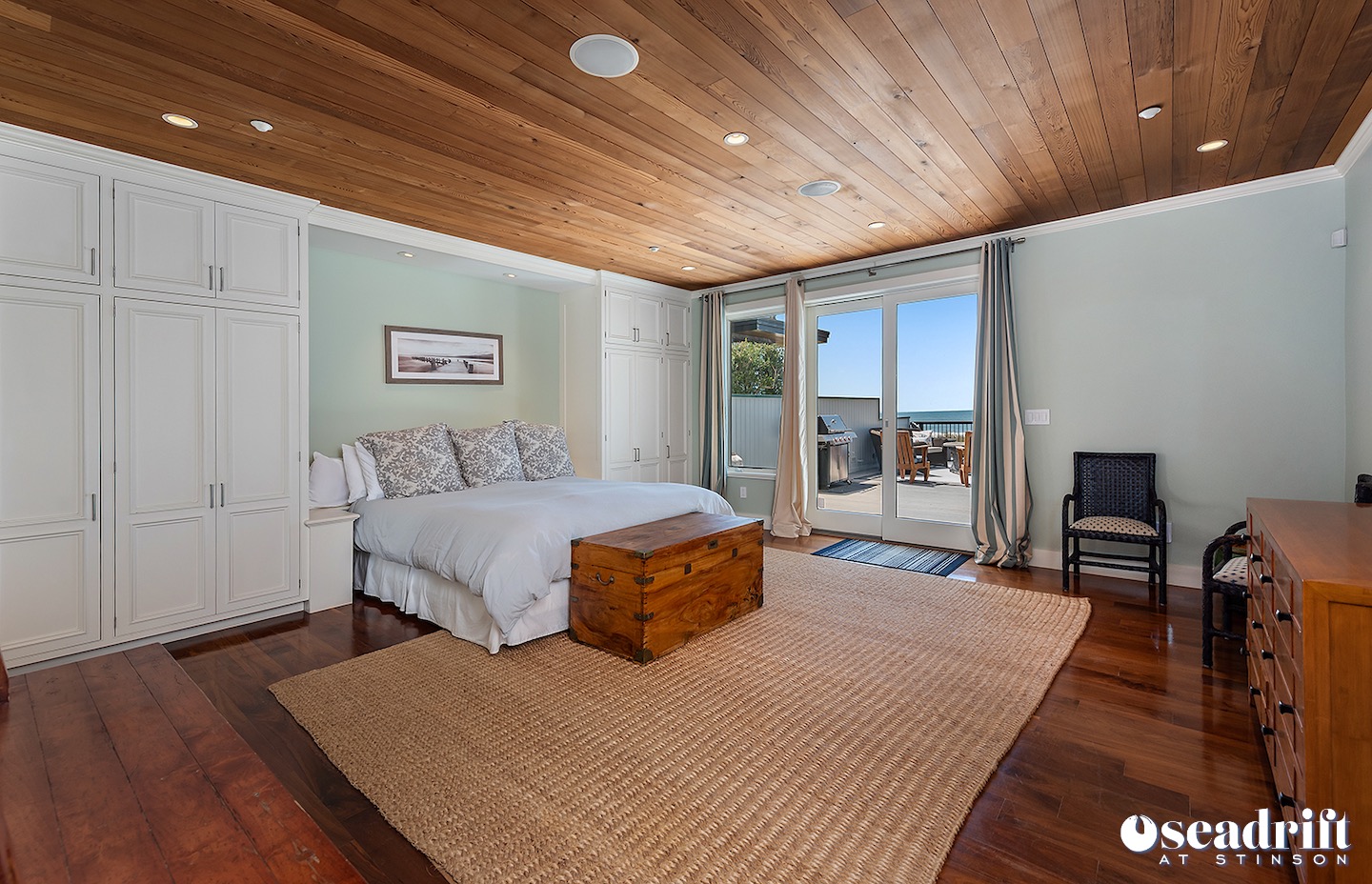 Primary with slider to ocean deck Primary with slider to ocean deck